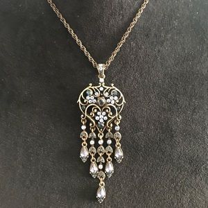 Blue and clear stone necklace